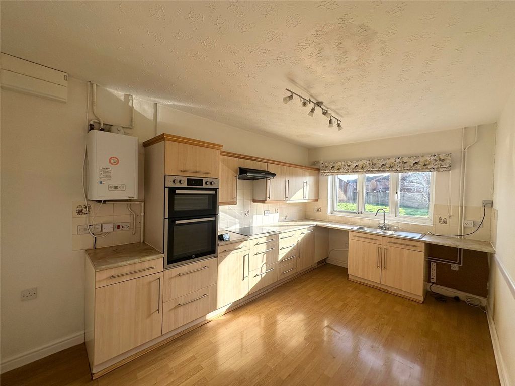 Property photo 2 of 36 Picture No. 60