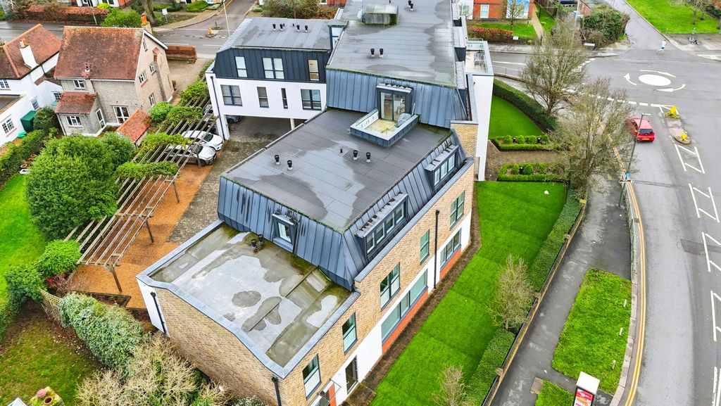 Property photo 1 of 18 4869552