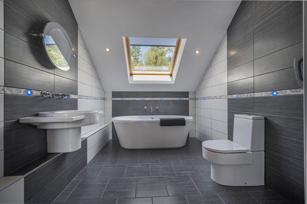 Additional image 25 of 4 bed detached house for saleParish Road, Cwmgwrach, Neath SA11
