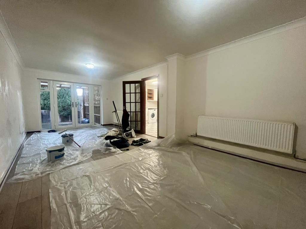 Property photo 2 of 6 Reception