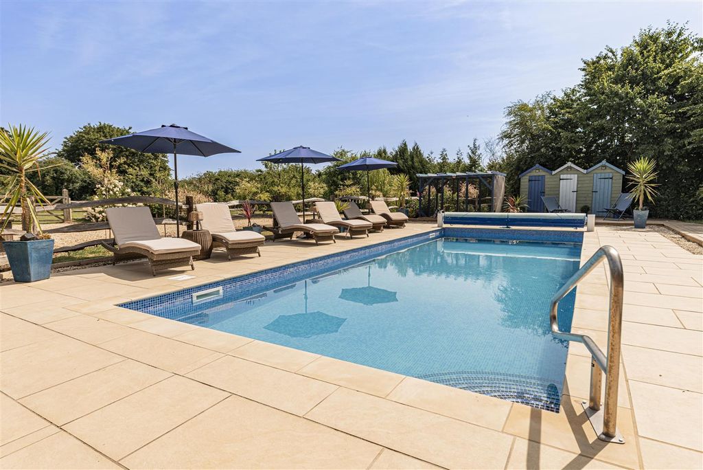 Property photo 1 of 50 L J Imaging-29.Jpg