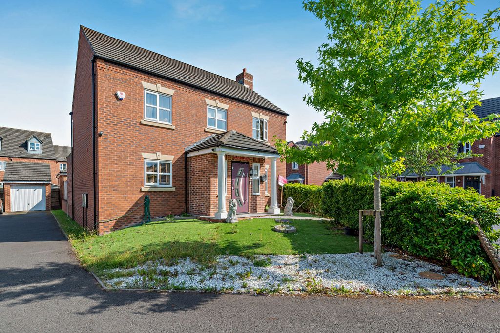 Property photo 1 of 38