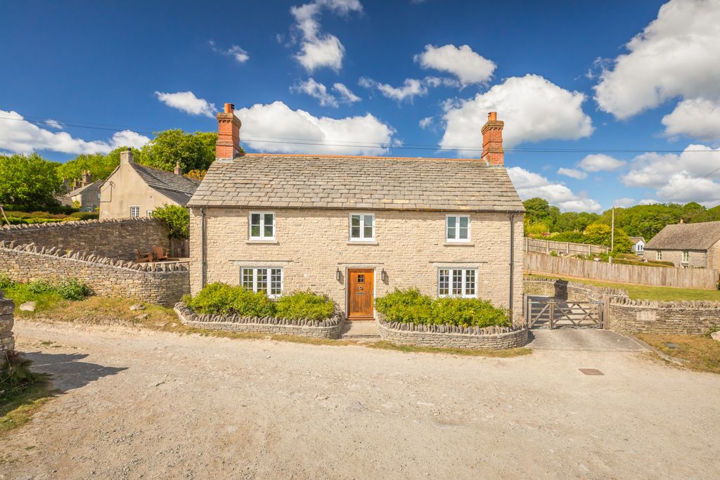 Property photo 1 of 21 Spangle Cottage