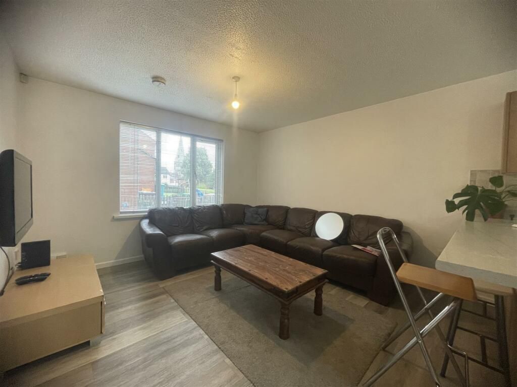 Property photo 3 of 14 58271_33417260_Img_03_0000