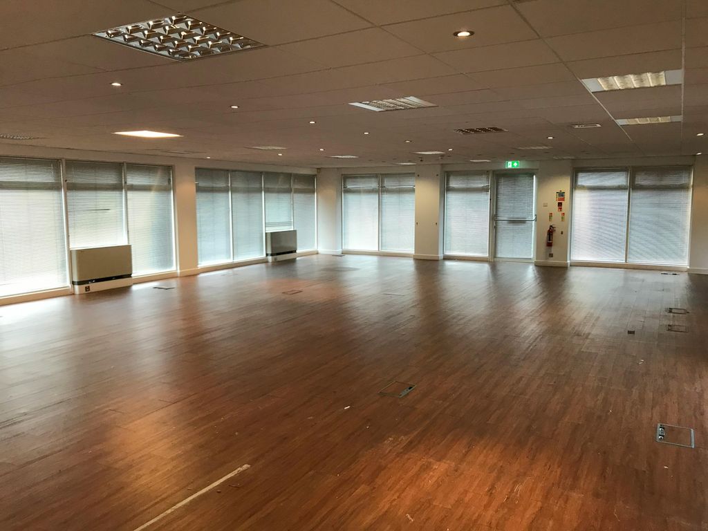 Property photo 3 of 12 Img_0082.Jpg