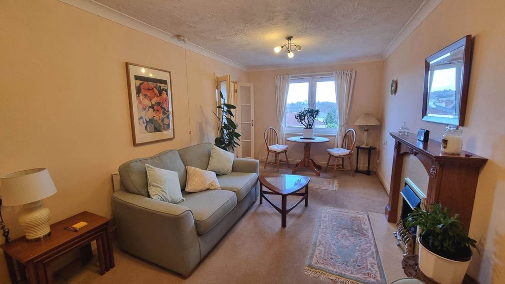 Property photo 2 of 15