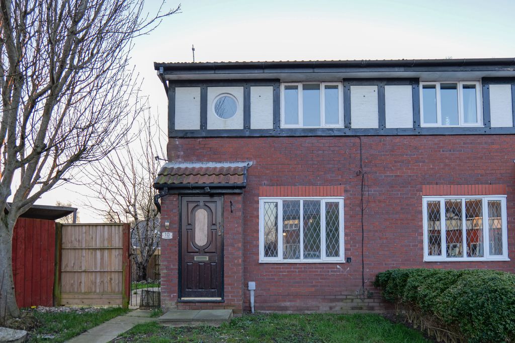 Property photo 1 of 12