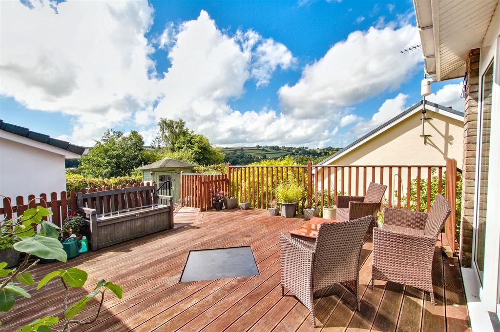 Property photo 1 of 59 Decking And View