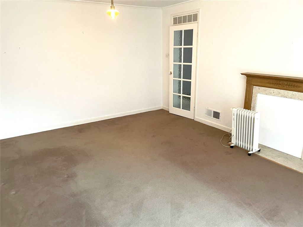 Property photo 2 of 11 Picture No. 08