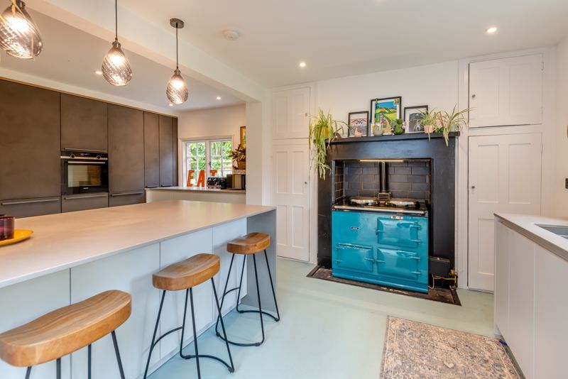 Property photo 2 of 61 Photo 62