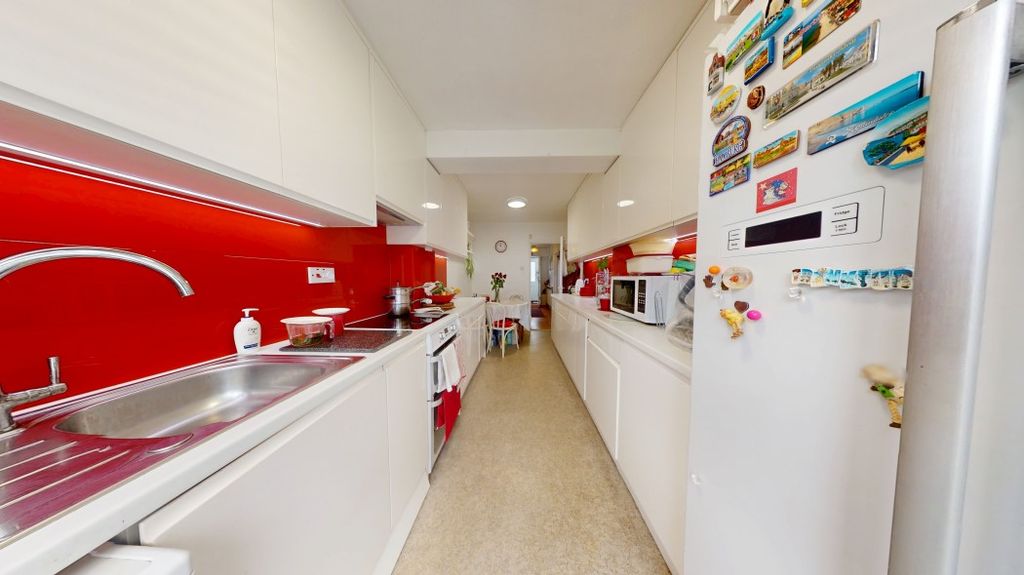 Property photo 1 of 16 New To Market! 5-Bedroom Family Home With Driveway For 2 Cars Almost 1600 Sq Ft In South Ealing