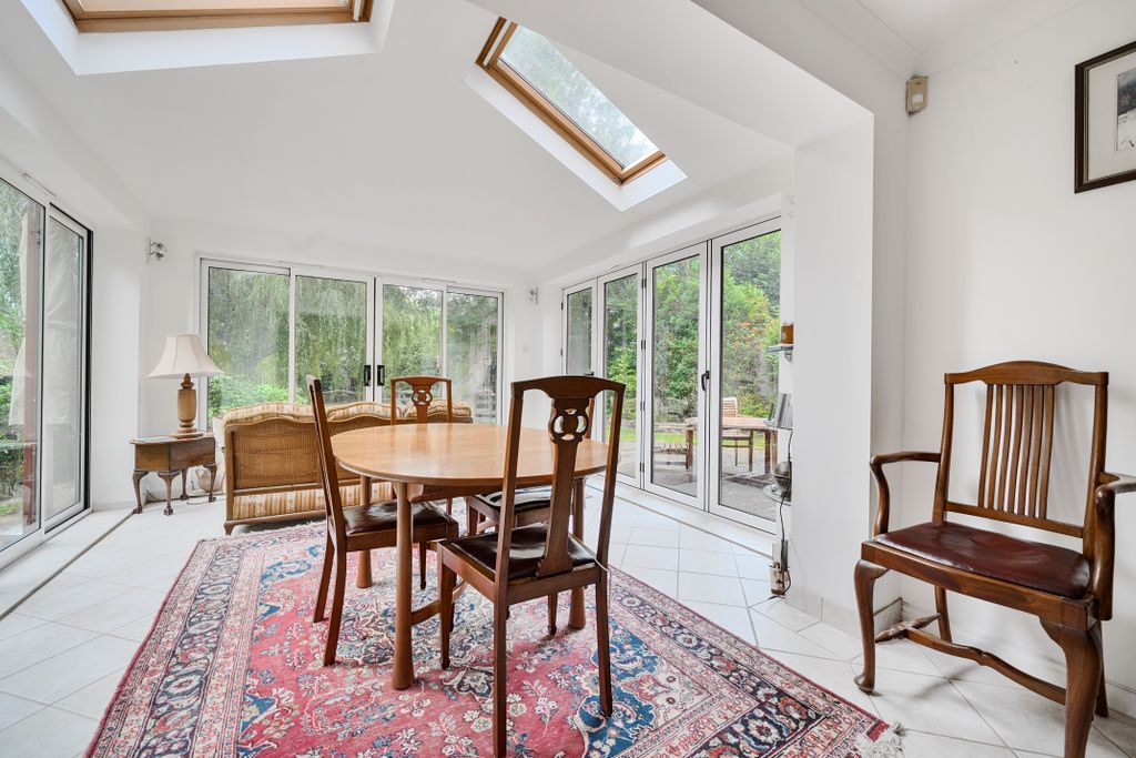 Property photo 3 of 18