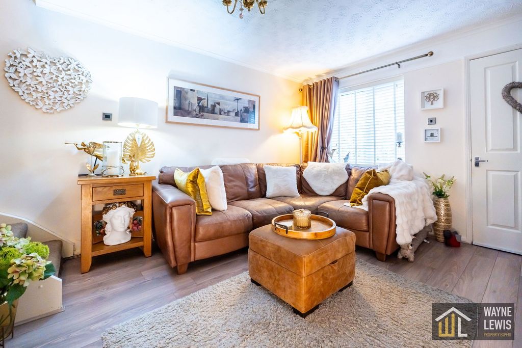 Property photo 1 of 26