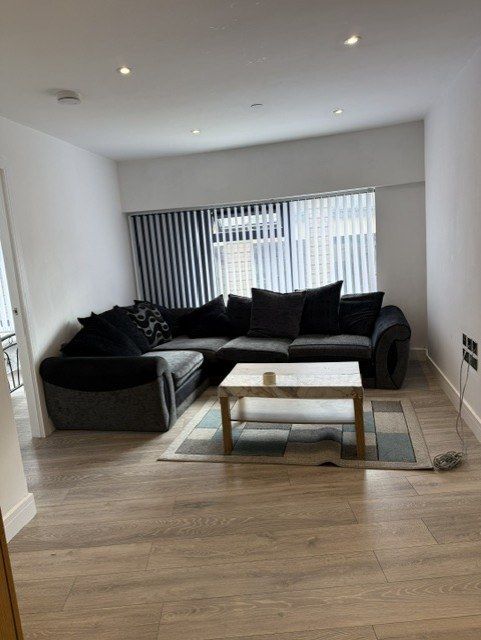 Property photo 3 of 7 Gallery