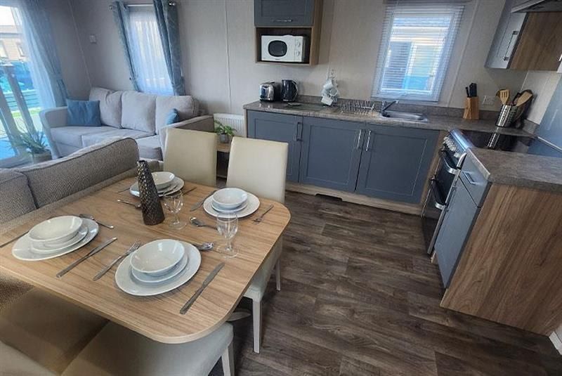 Property photo 3 of 8 006337 2 20260215 00.Jpeg