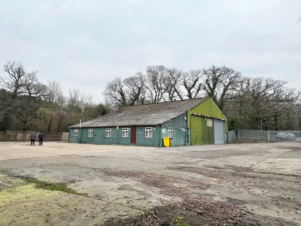 Property photo 3 of 9 1.Jpg