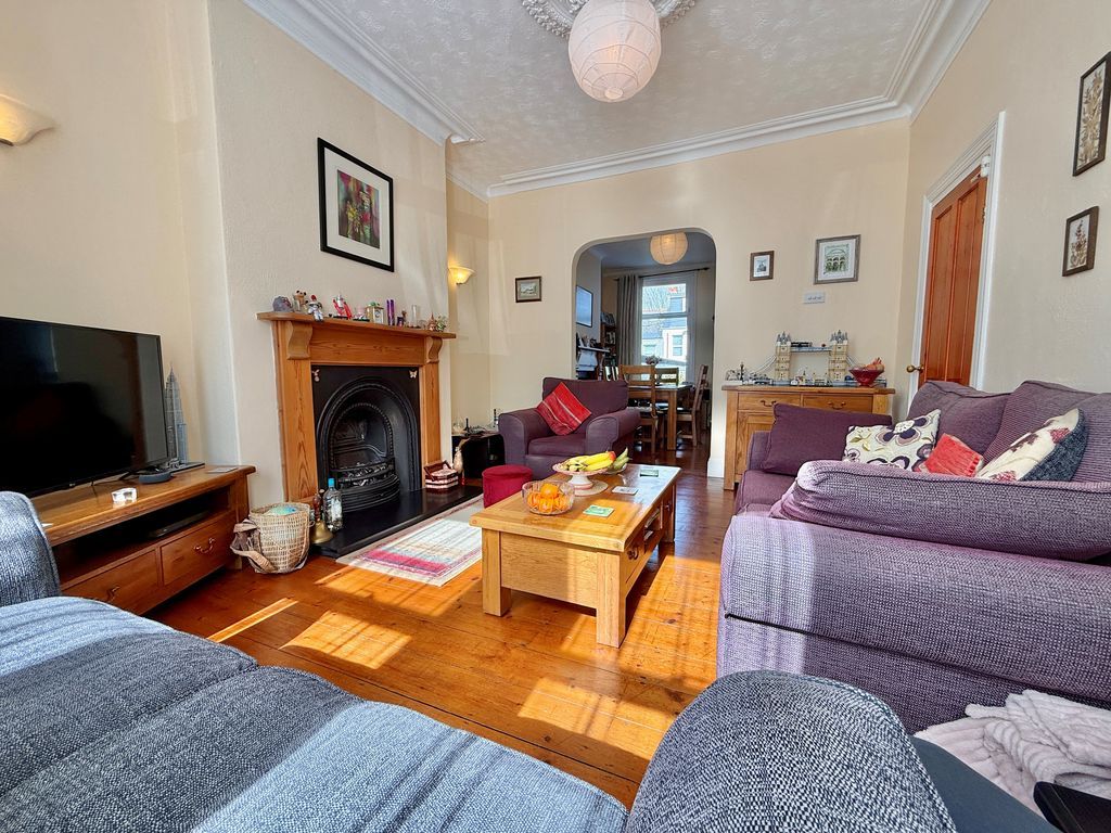 Property photo 2 of 24 Photo 25