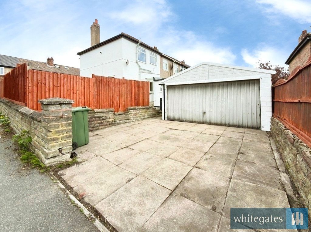 Property photo 2 of 15 Picture No. 10