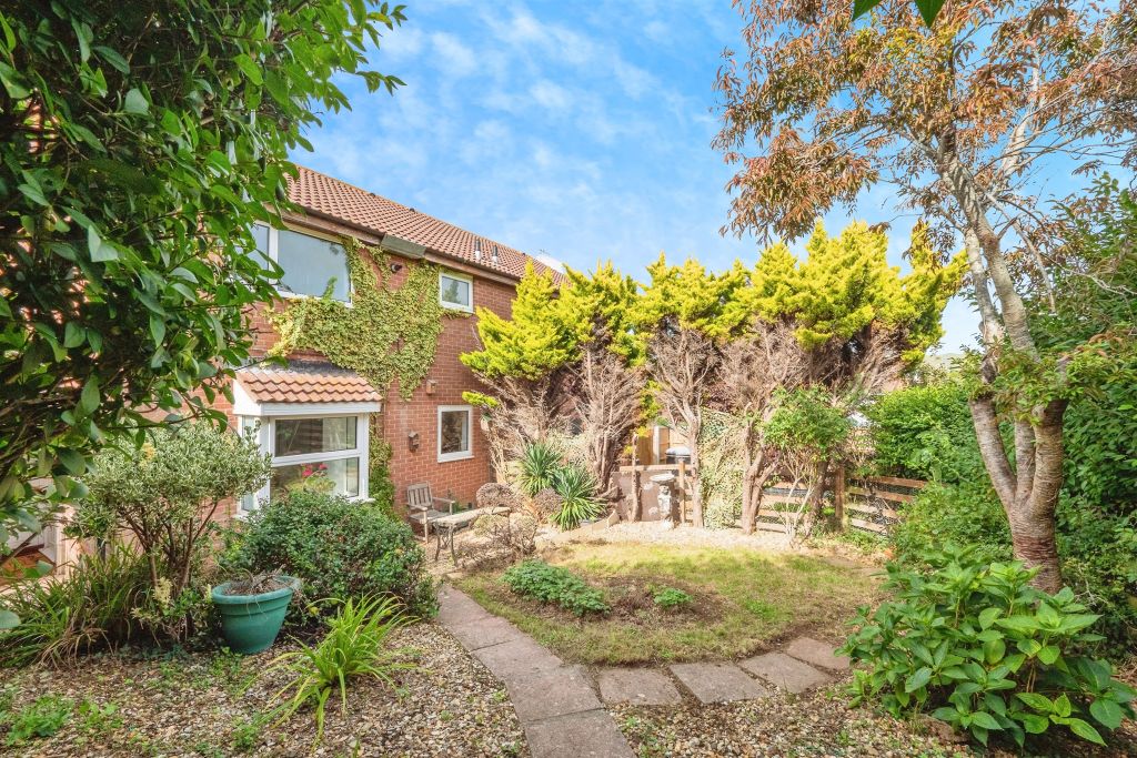 Property photo 1 of 25