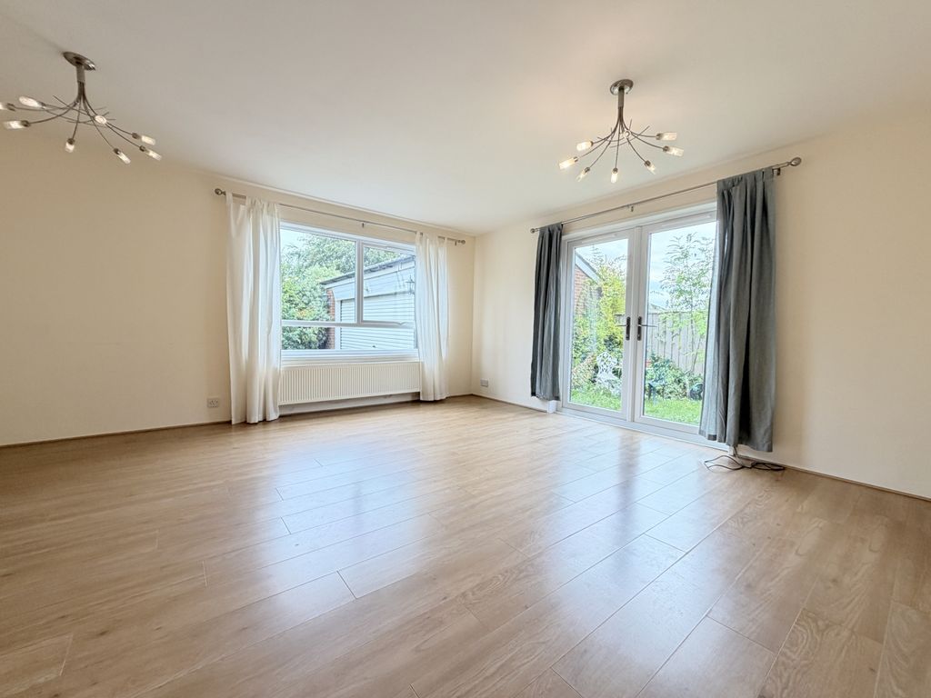 Property photo 2 of 13 Img_6226