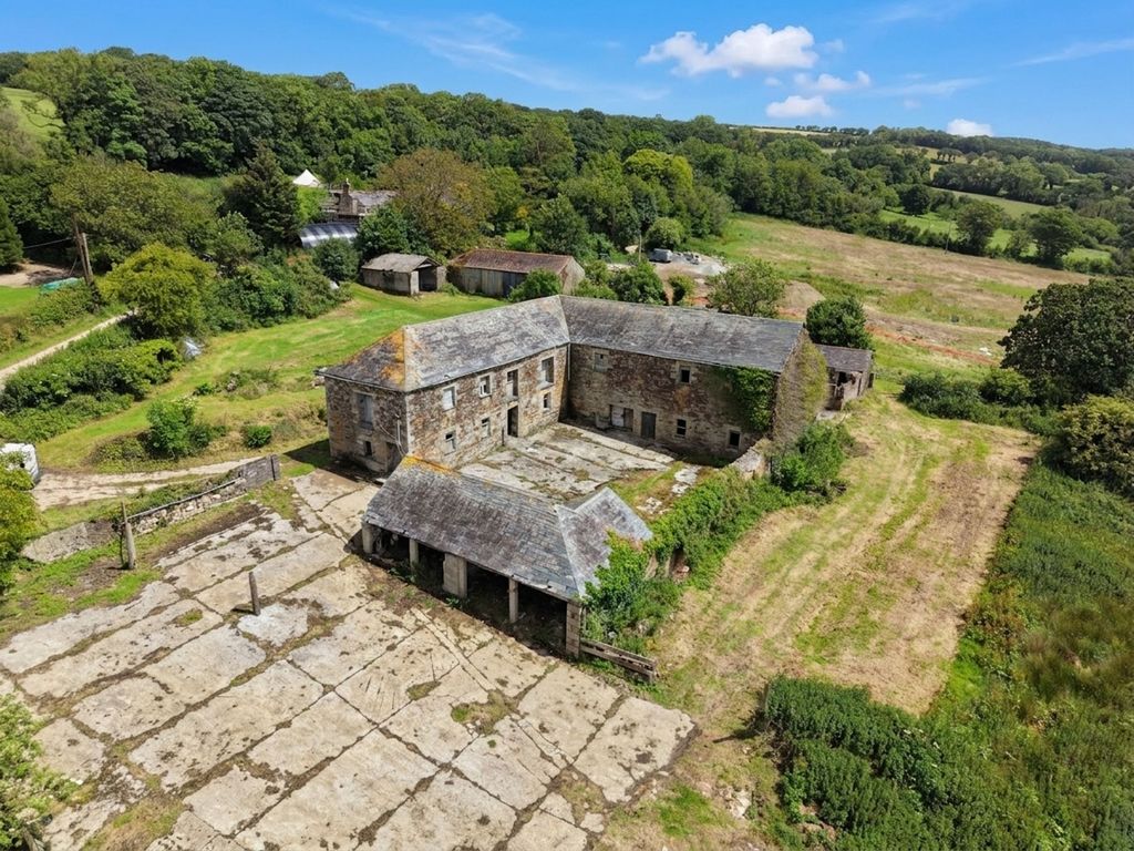 Property photo 1 of 36