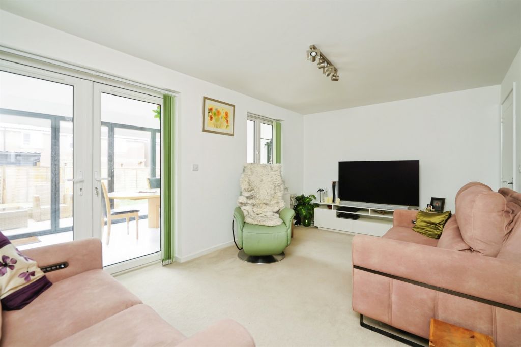 Property photo 3 of 20