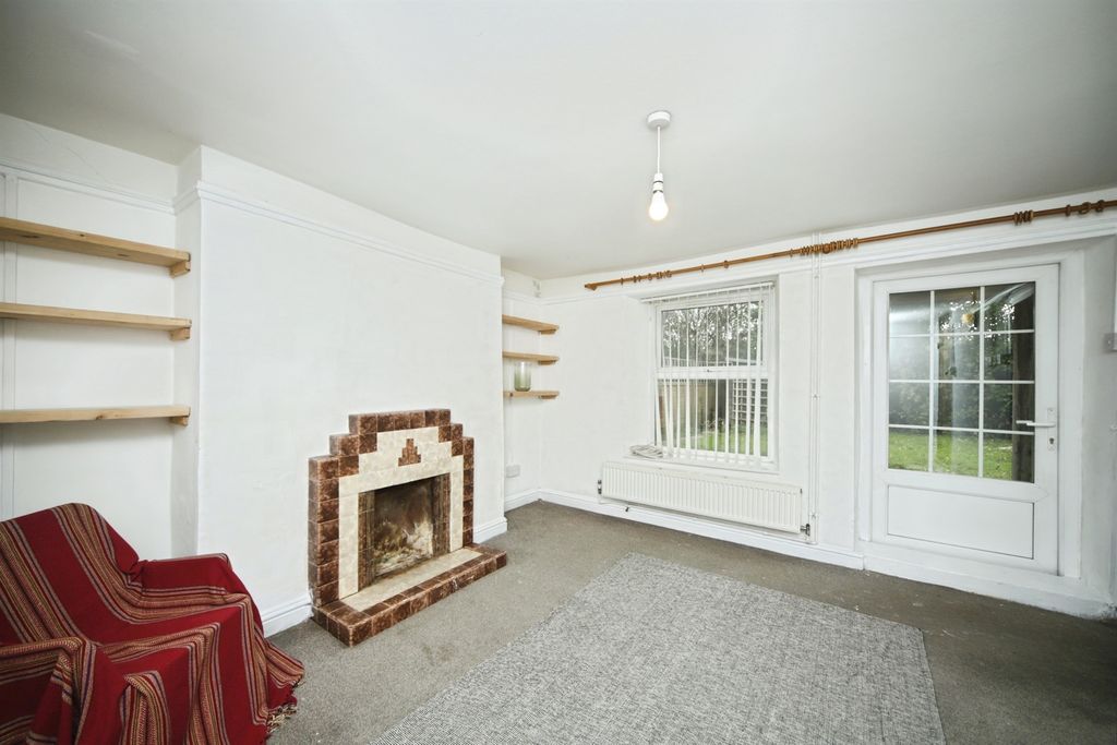 Property photo 3 of 15