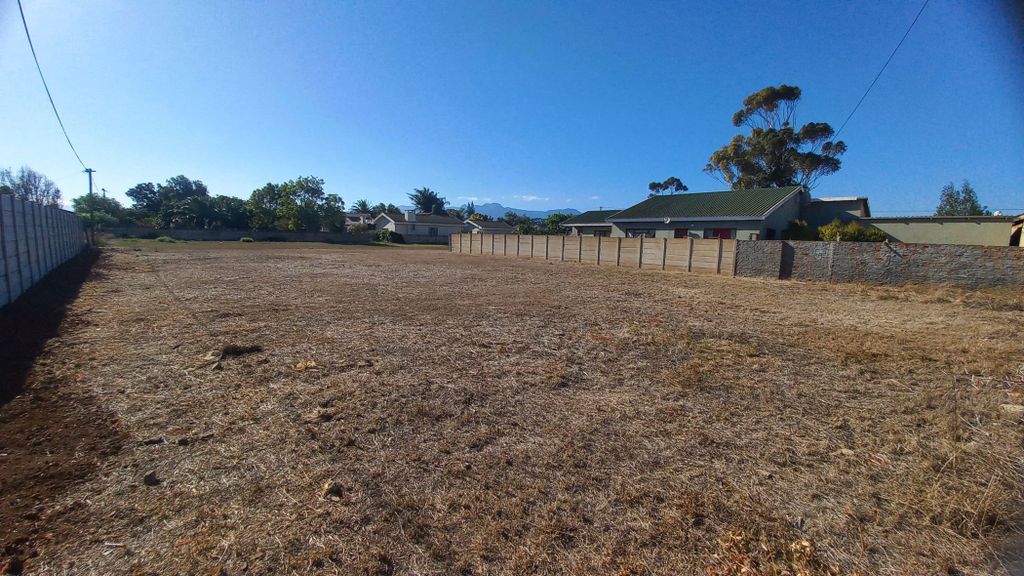 Property photo 3 of 7 1Sr1652138