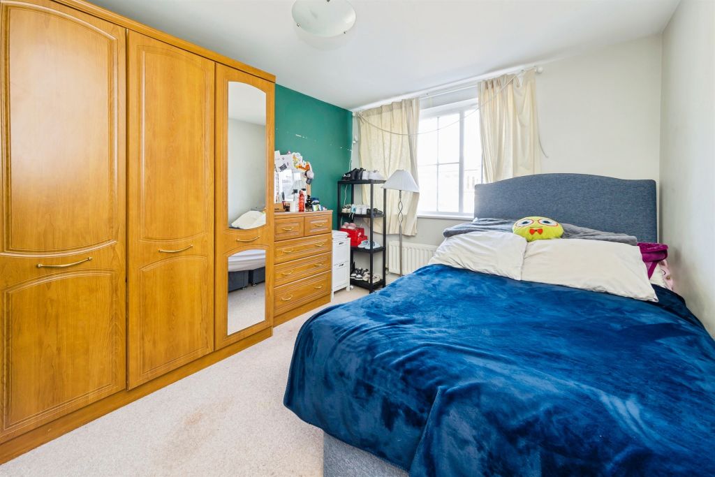 Property photo 3 of 9