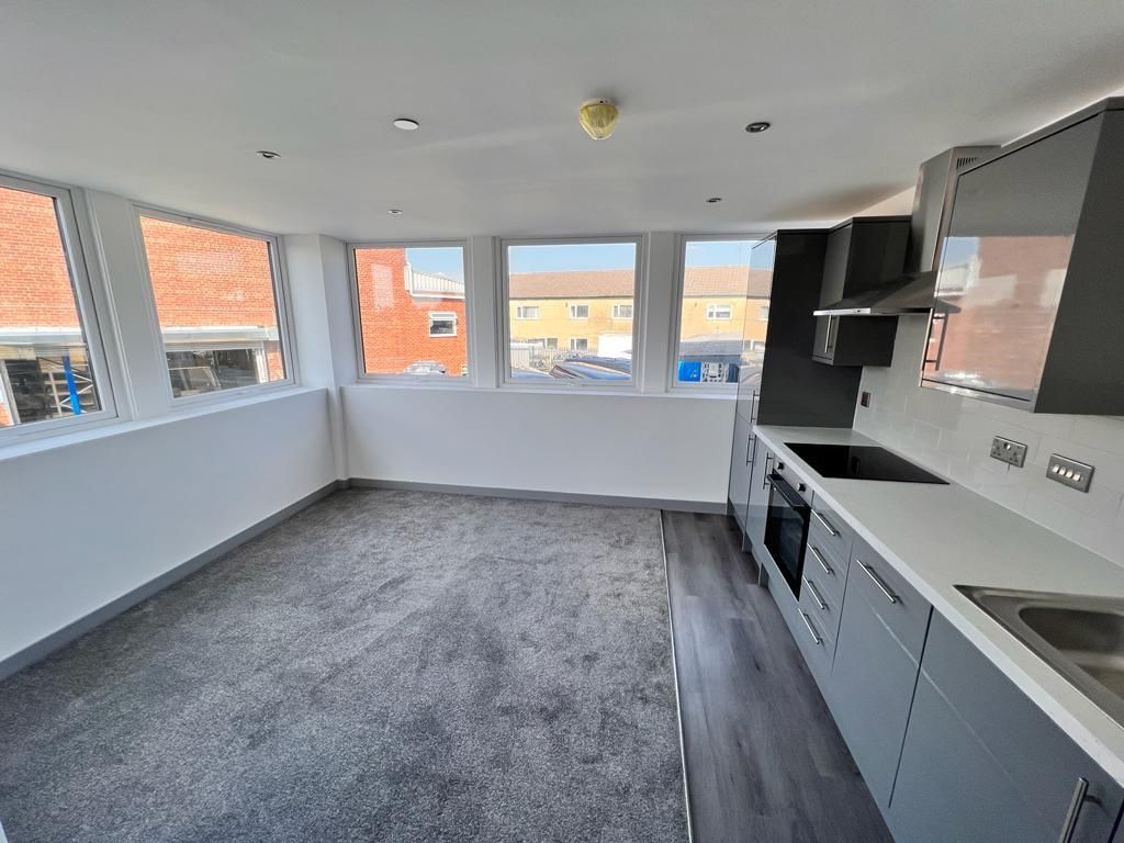 Property photo 2 of 4 Yeadon 2 4.Jpg