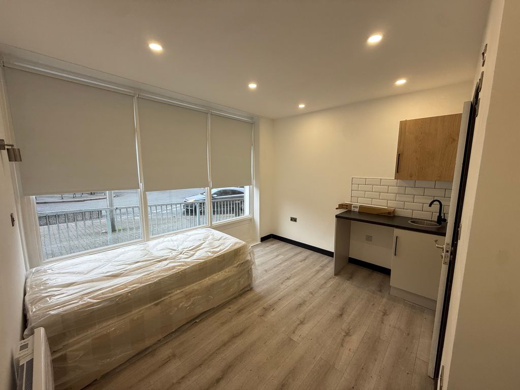 Property photo 1 of 2 Image