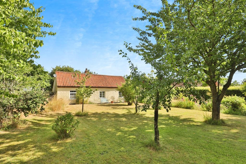 Property photo 1 of 24