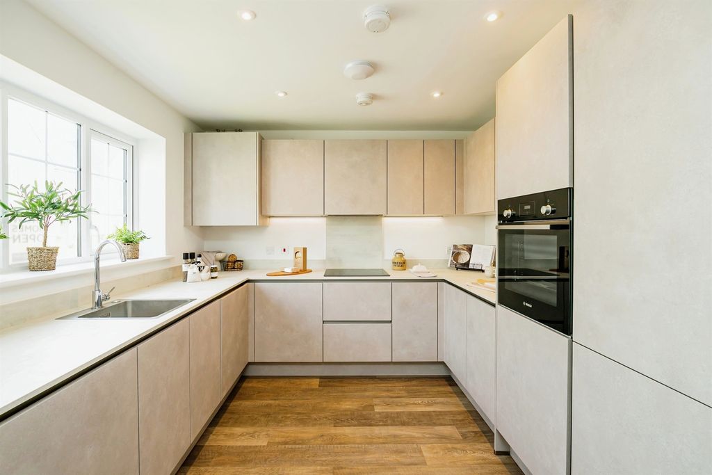 Additional image 6 of 4 bed detached house for salePark Road, Hellingly, Hailsham BN27