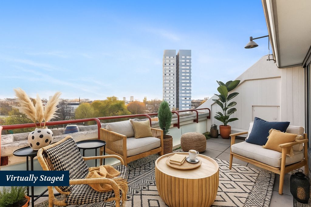 Property photo 3 of 21 Picture No. 44