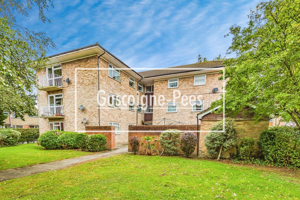 Property photo 1 of 6