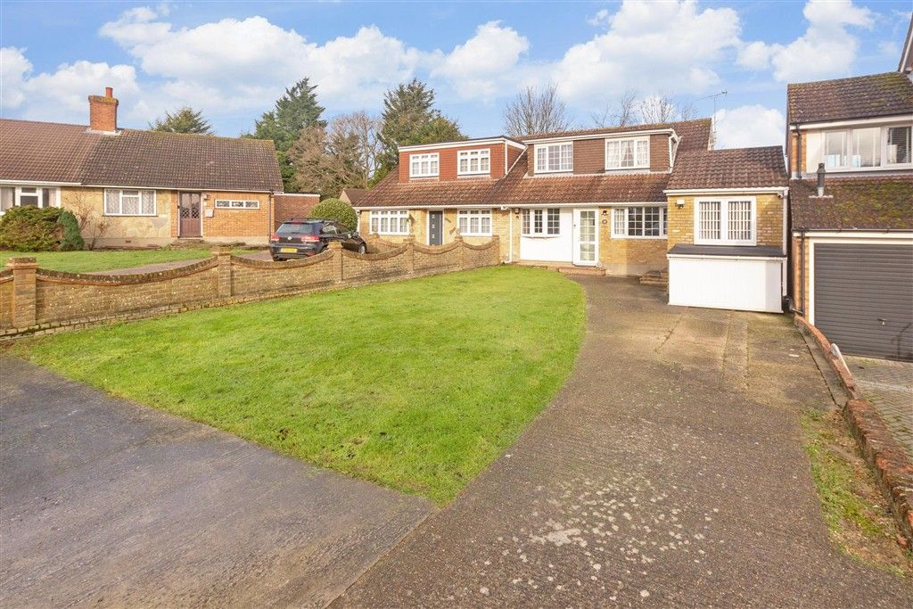 Property photo 2 of 17 External