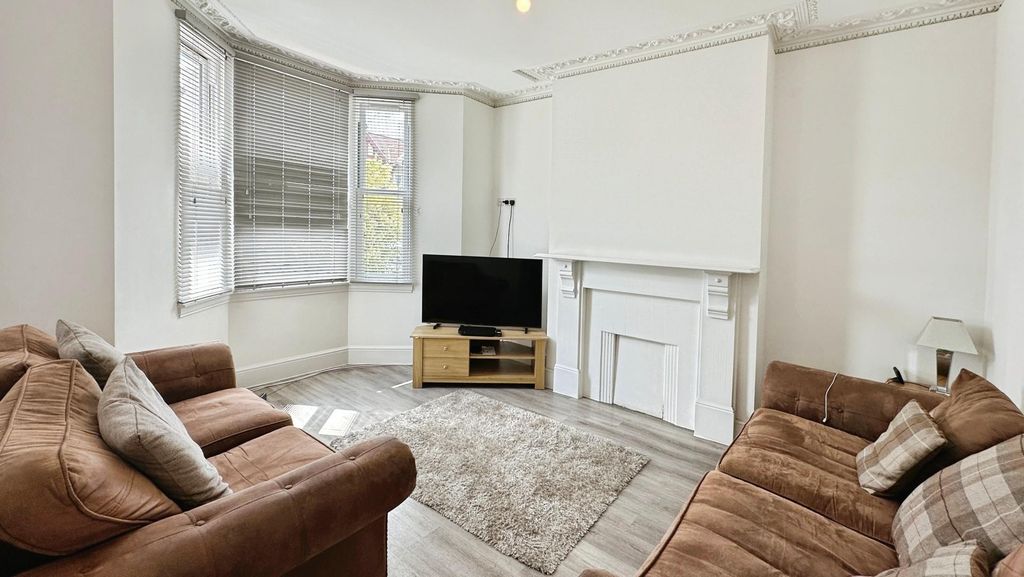 Property photo 2 of 21 c193d3Af-Fullsizerender-19.Jpg