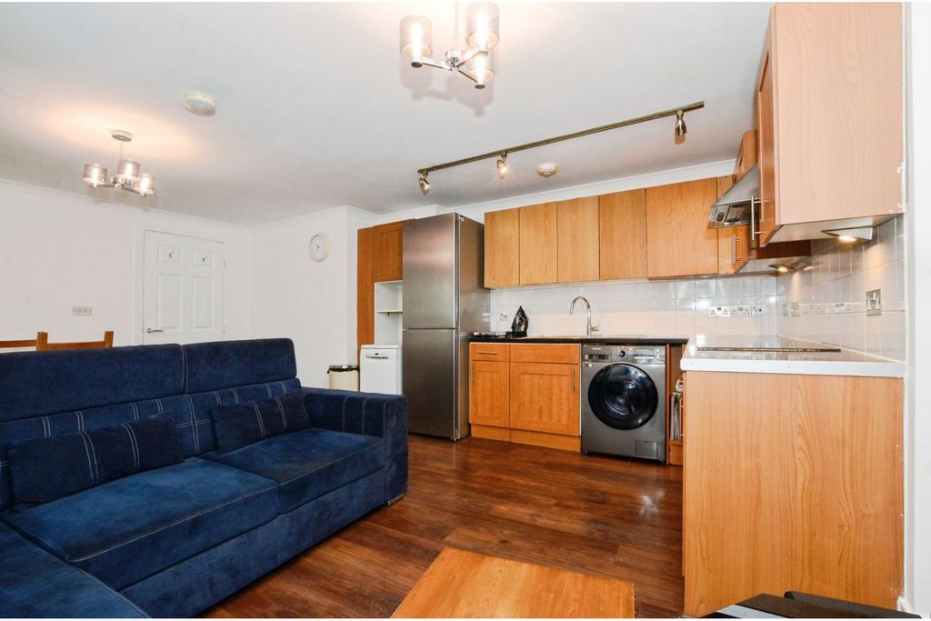 Property photo 2 of 10 Open Plan Living
