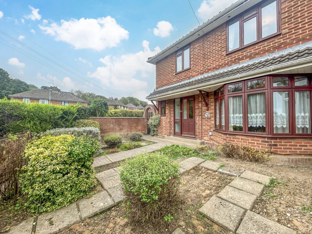 Property photo 1 of 25