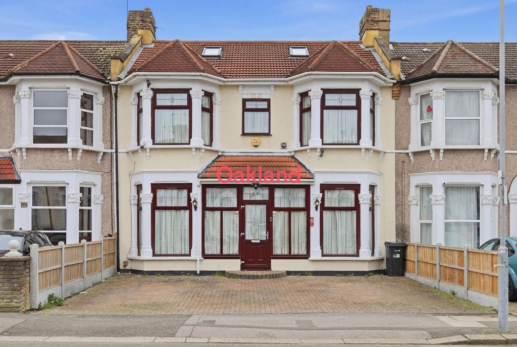 Property photo 1 of 36