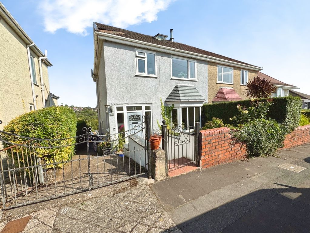 Property photo 2 of 48 5389373