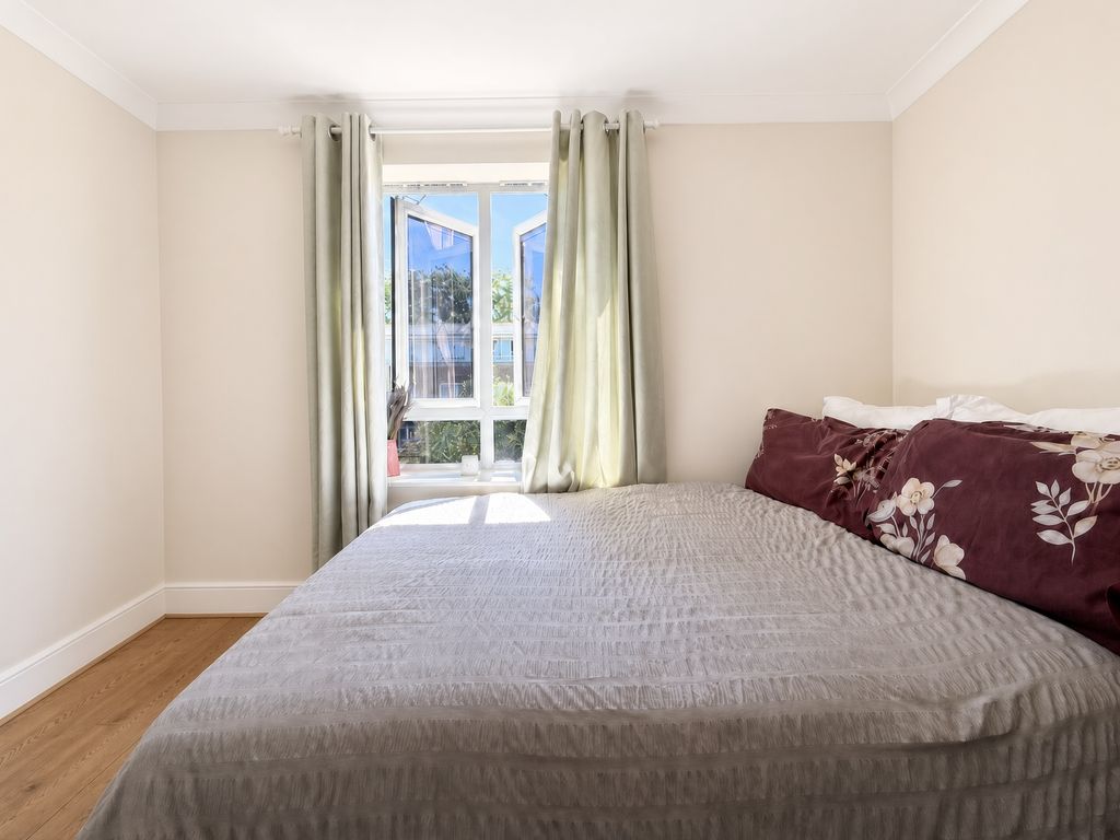 Property photo 3 of 11