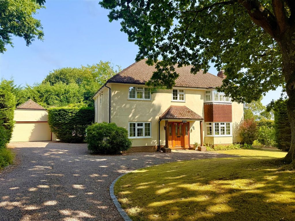 Property photo 1 of 13 New Front 2 Aug 2025.Jpg