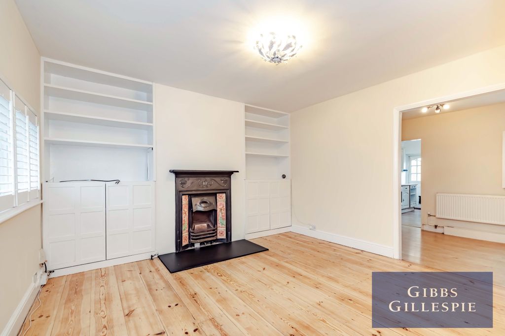 Property photo 2 of 9 Living Room