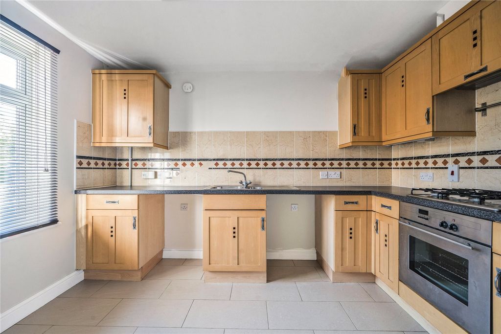 Property photo 3 of 20 Picture No. 14