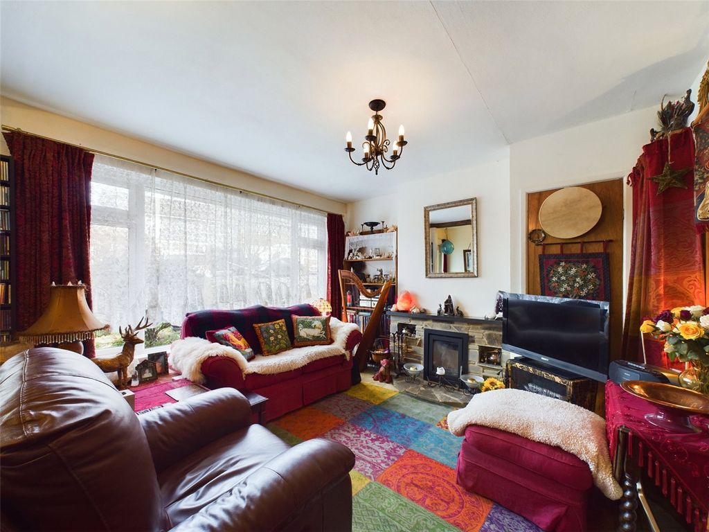 Property photo 3 of 12 Picture No. 11