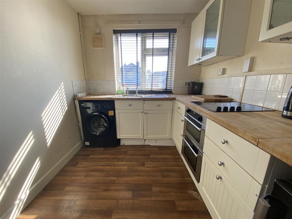 Property photo 2 of 17 Img_5419.Jpeg