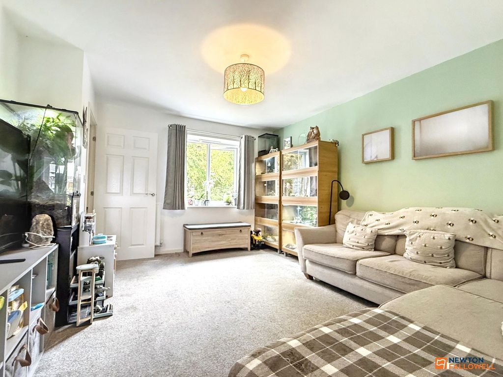 Property photo 3 of 22