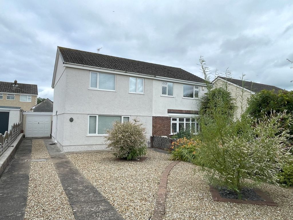 Property photo 1 of 14