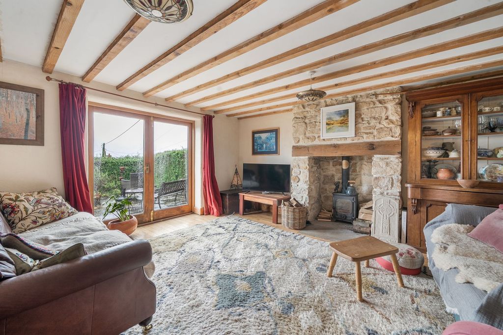 Property photo 3 of 24